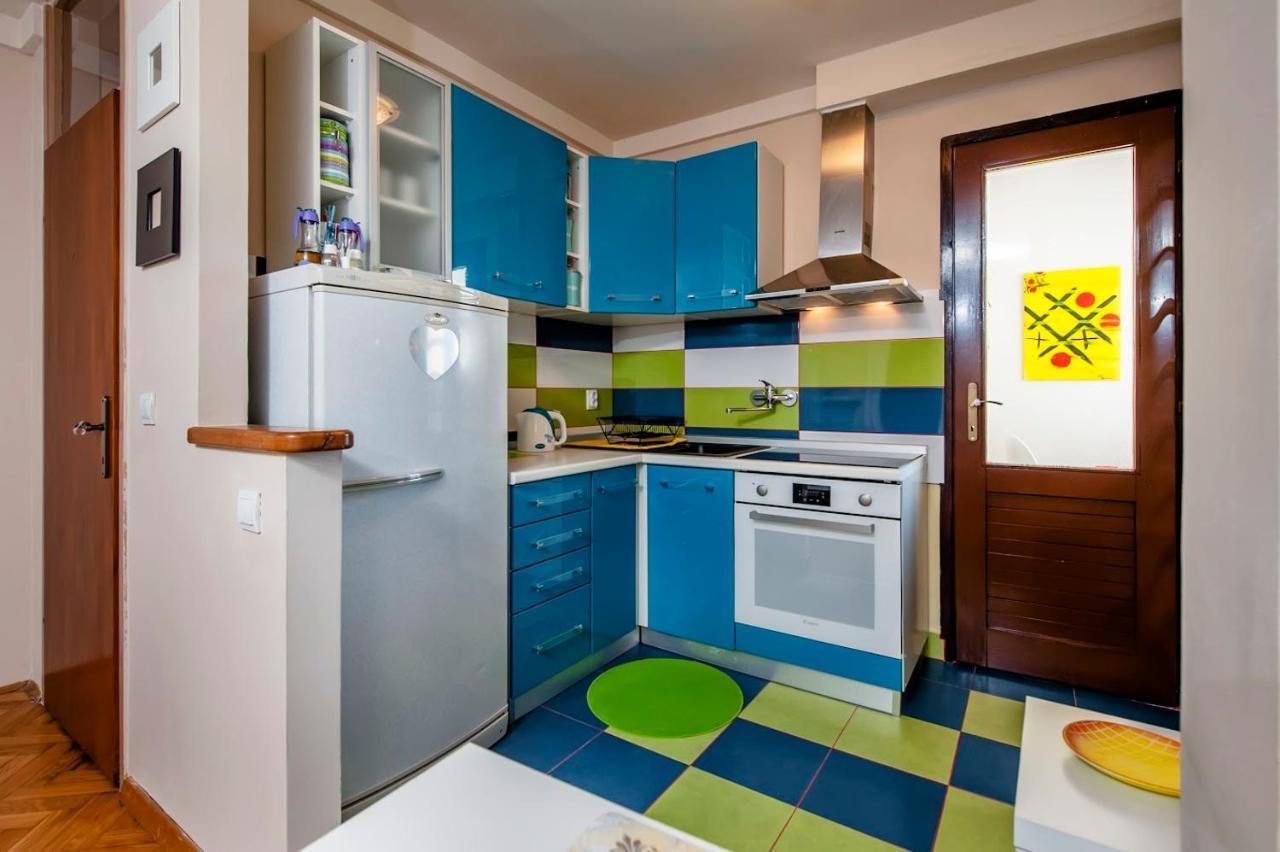 罗维尼Apartman Bellana公寓 外观 照片