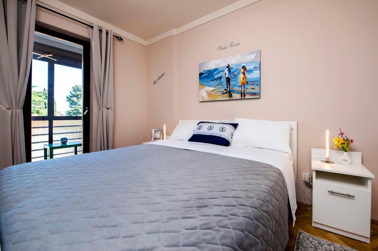 罗维尼Apartman Bellana公寓 外观 照片